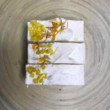 Load image into Gallery viewer, Calendula, Honey & Lavender