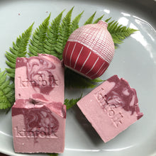 Load image into Gallery viewer, Berry Patch