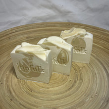 Load image into Gallery viewer, Magnolia