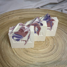 Load image into Gallery viewer, Lychee Fig & Gauva