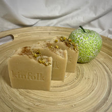 Load image into Gallery viewer, Apple