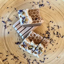 Load image into Gallery viewer, Raw Honey Soap