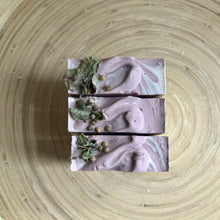 Load image into Gallery viewer, Blackberry, Vanilla & Honey