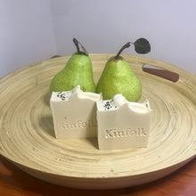 Load image into Gallery viewer, Pear & Kaolin Clay