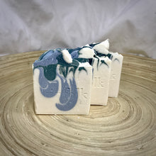 Load image into Gallery viewer, Lemongrass & Coconut Milk