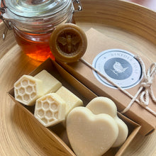 Load image into Gallery viewer, Honey Soap Set

